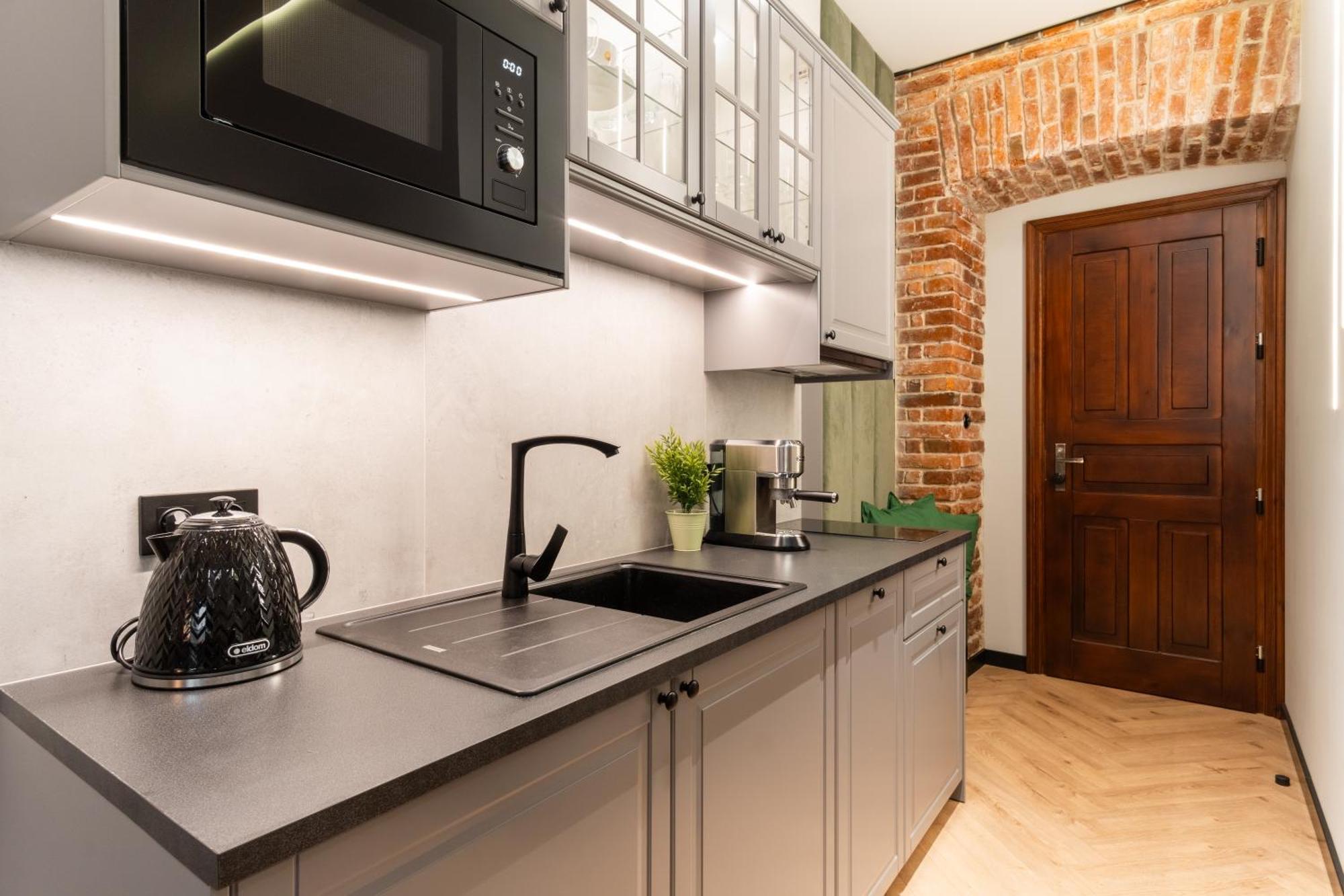 Charm & Comfort Renovated Gem In Old Town Sarego Apt B คราคูฟ ภายนอก รูปภาพ