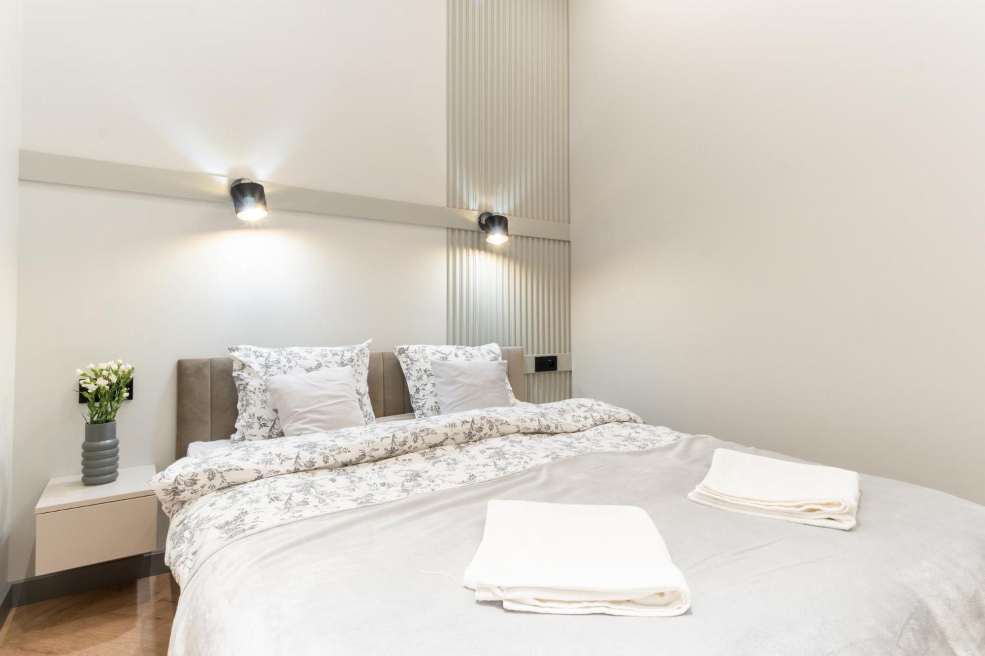 Charm & Comfort Renovated Gem In Old Town Sarego Apt B คราคูฟ ภายนอก รูปภาพ
